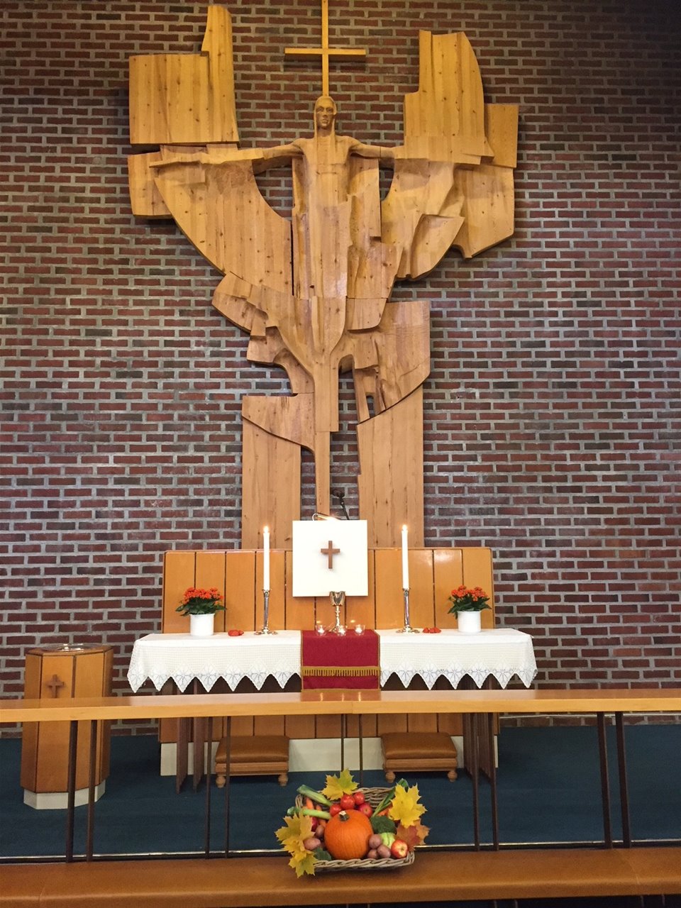 Felles familiegudstjeneste i Sandnes v Hilde og Torgeir Tveter. MBU-dag. Musikk ved Marit Anne Almås.